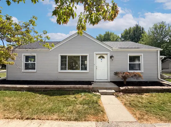 26375 Normandy Street, Roseville, MI 48066