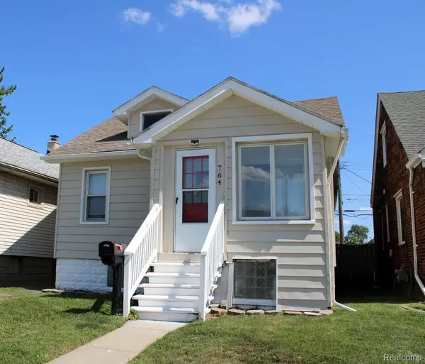 764 Cleophus Parkway, LincolnPark, MI 48146