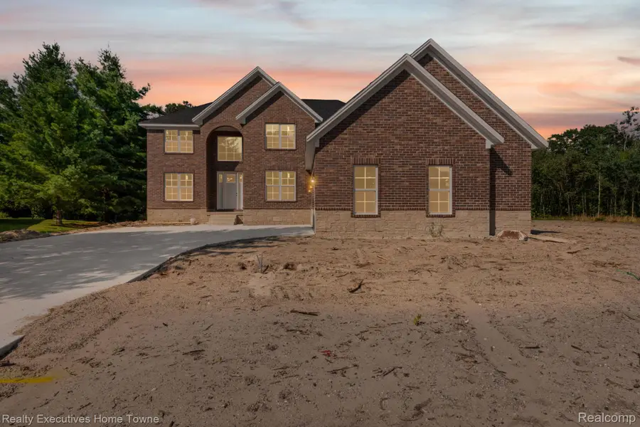 3258 Shorewood Avenue, Fort Gratiot, MI 48059 - #3