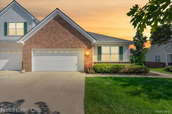 10083 Ridge Run Street #24, Howell, MI 48855