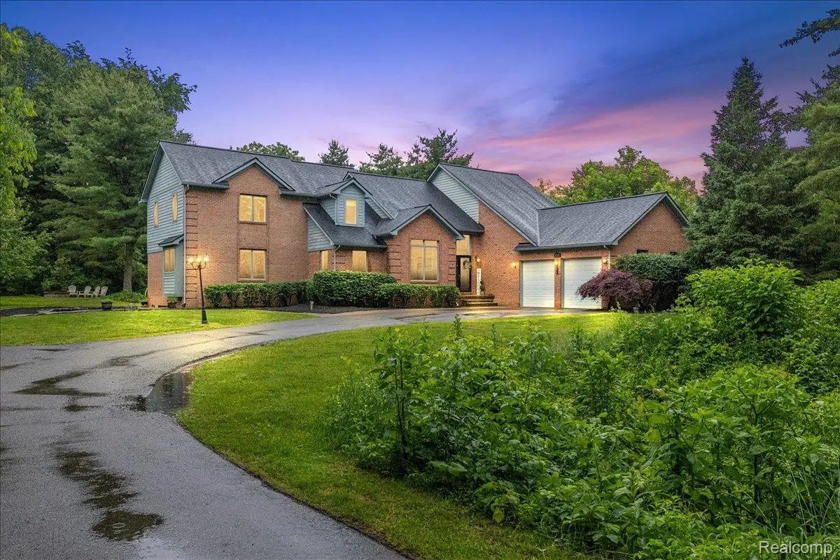 4700 Botany Glen, Commerce Township, MI 48382 - #1