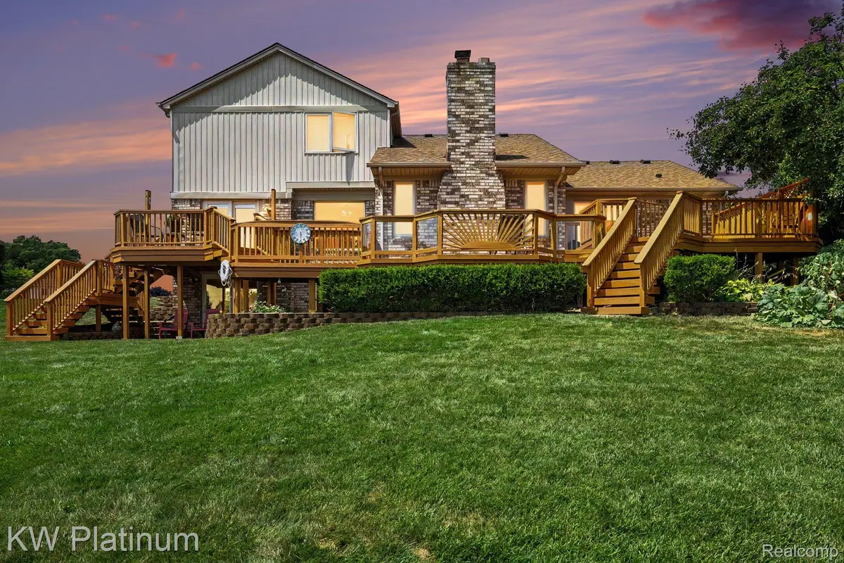 46916 Spruce Drive, Utica, MI 48315 - #1