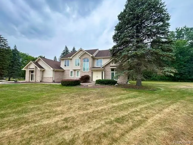 2123 Mcintosh Drive, Troy, MI 48098 - #2