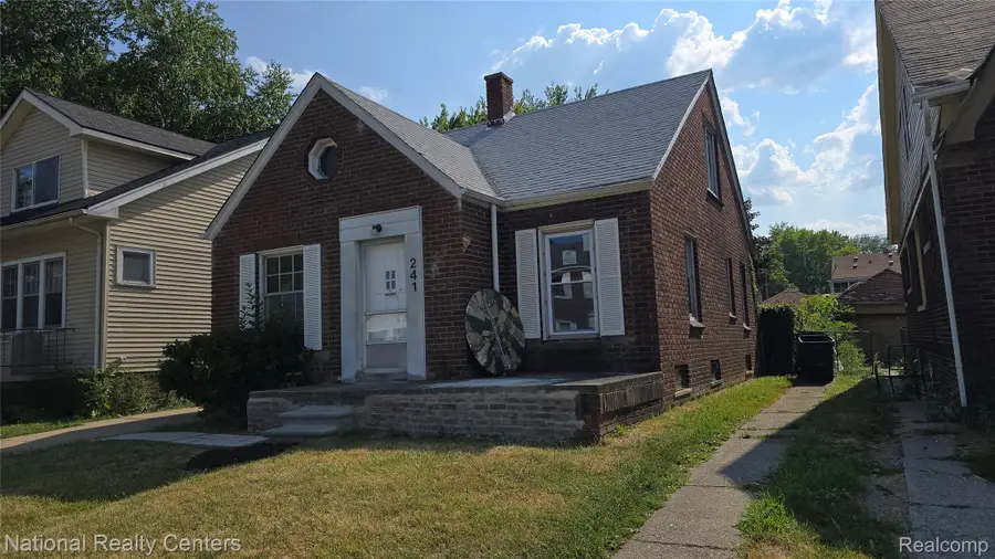 241 Eastlawn Street, Detroit, MI 48215 - #2