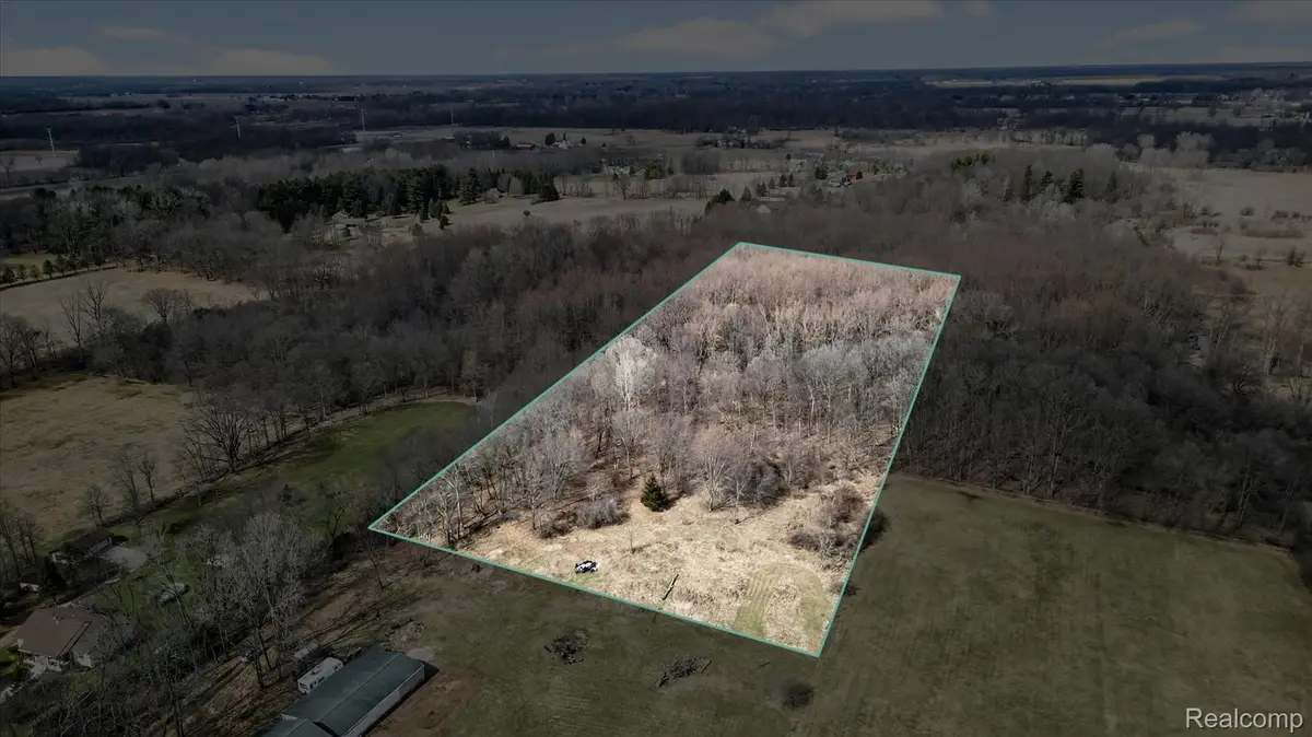 5516 W Lowe Road, Fowlerville, MI 48836 - #1