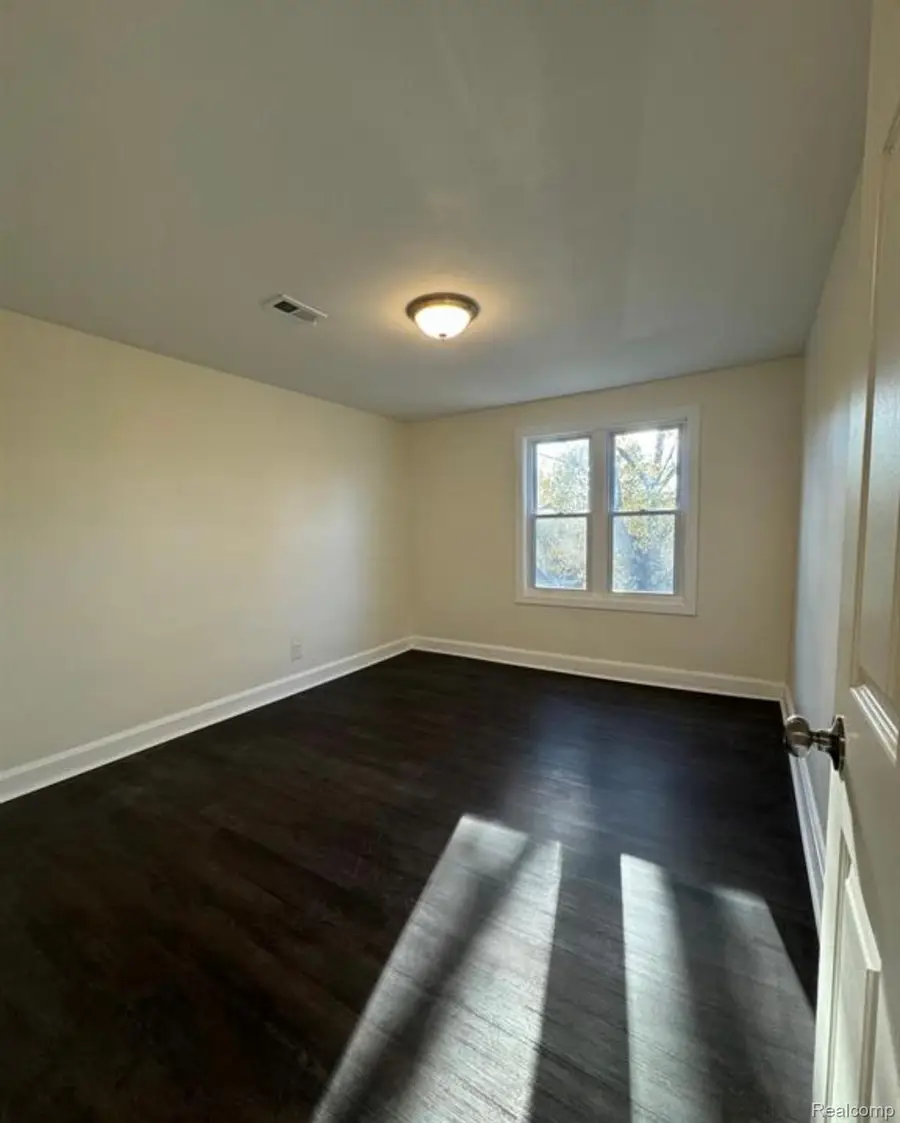 6190 Grayton Street, Detroit, MI 48224 - #3