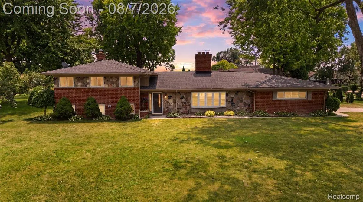 3127 Francesca Drive, Waterford, MI 48329 - #1