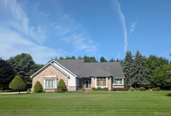 198 Coryell Drive, Oxford, MI 48371