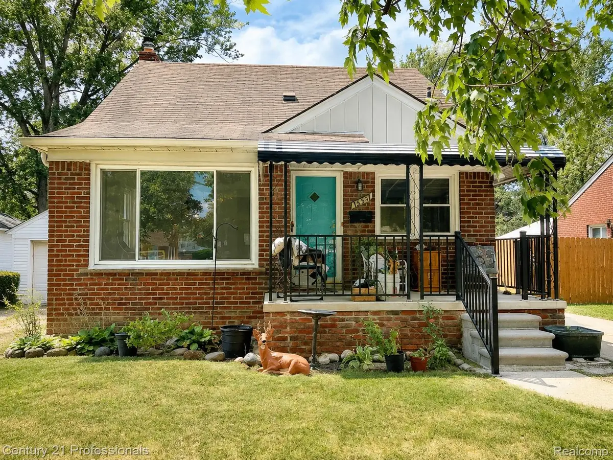 11377 Fenton, Redford, MI 48239 - #1