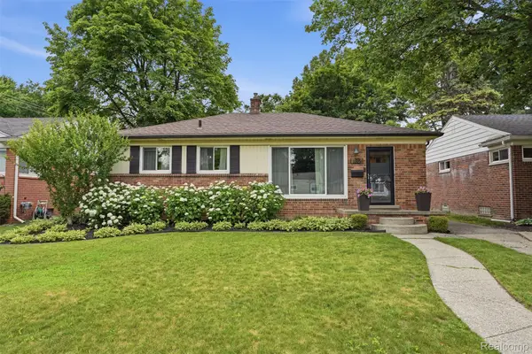 1132 Hickory Avenue, RoyalOak, MI 48073