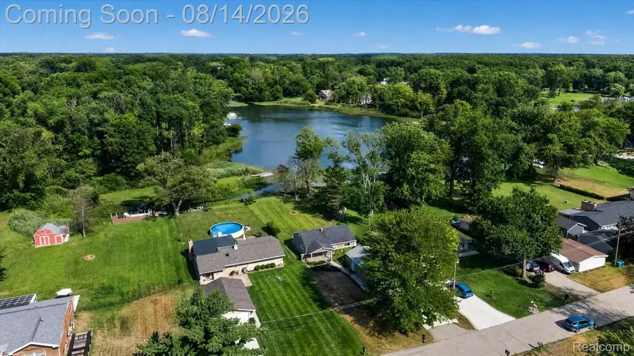 6166 Borowy Drive, Commerce Township, MI 48382 - #3