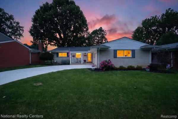 36756 Sherwood Street, Livonia, MI 48154