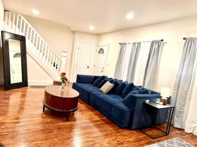 371 Piper Boulevard, Detroit, MI 48215 - #3