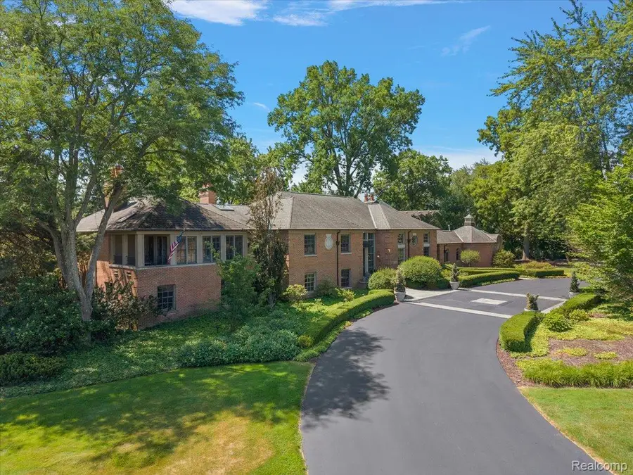 7115 Old Mill Road, Bloomfield, MI 48301 - #3