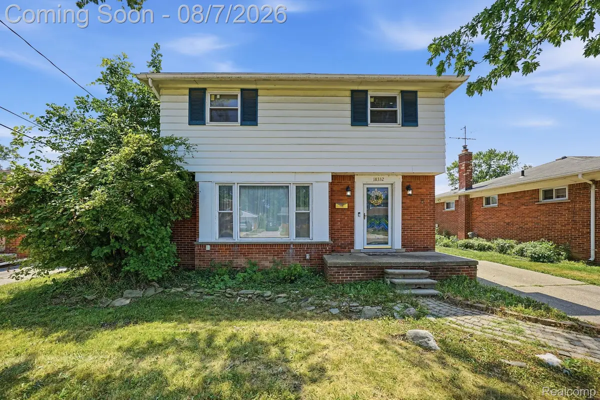 18332 Spring Court S, Fraser, MI 48026 - #1