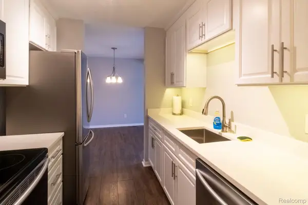 1199 S Sheldon Road #79, Plymouth, MI 48170