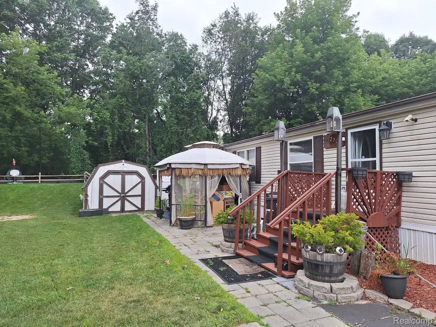 2500 Mann Rd Mann Road, Clarkston, MI 48346 - #2