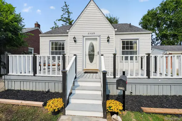 23129 Oakwood Avenue, Eastpointe, MI 48021