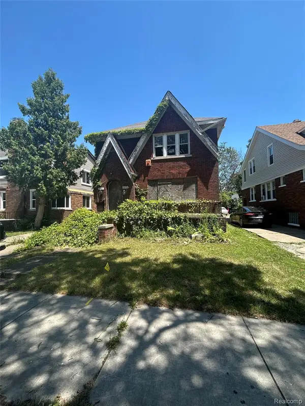 5282 Lakeview Street, Detroit, MI 48213