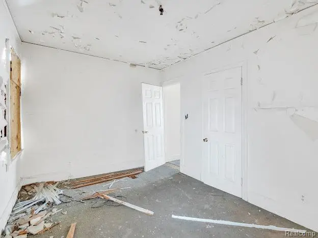 5282 Lakeview Street, Detroit, MI 48213 - #3
