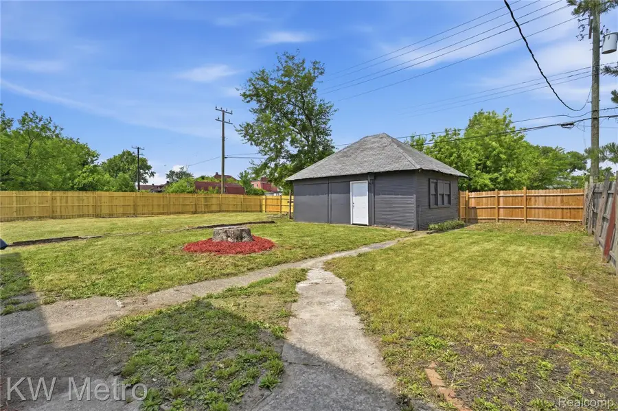 164 Richton Street, Highland Park, MI 48203 - #3