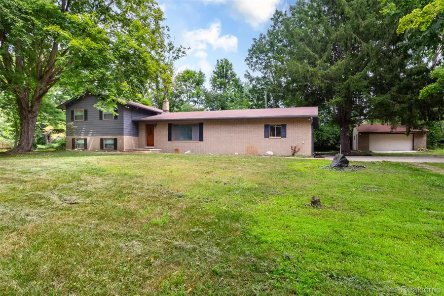 7580 Thornwood Street, Canton, MI 48187 - #2