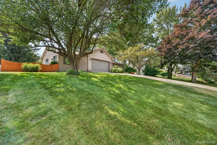 3540 Merritt Lake Drive, Metamora, MI 48455 - #2