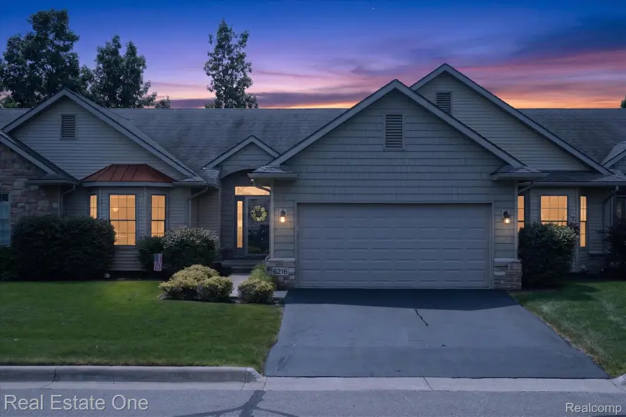 6216 Butternut Circle, Brighton, MI 48116 - #2