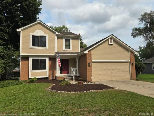 23690 Springbrook Drive, Farmington, MI 48336