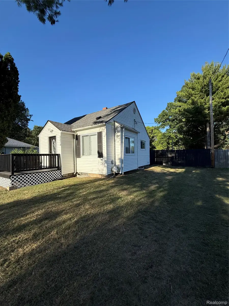 3270 N Term Street, Flint, MI 48506 - #2