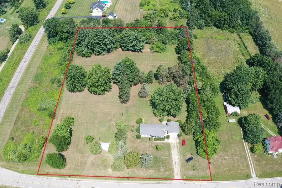 2285 Peppermill Road, Lapeer, MI 48446 - #3