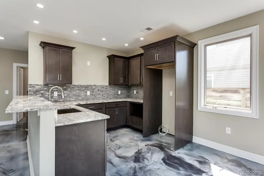 16637 Kings Fairway Lane, Grand Blanc, MI 48439 - #3