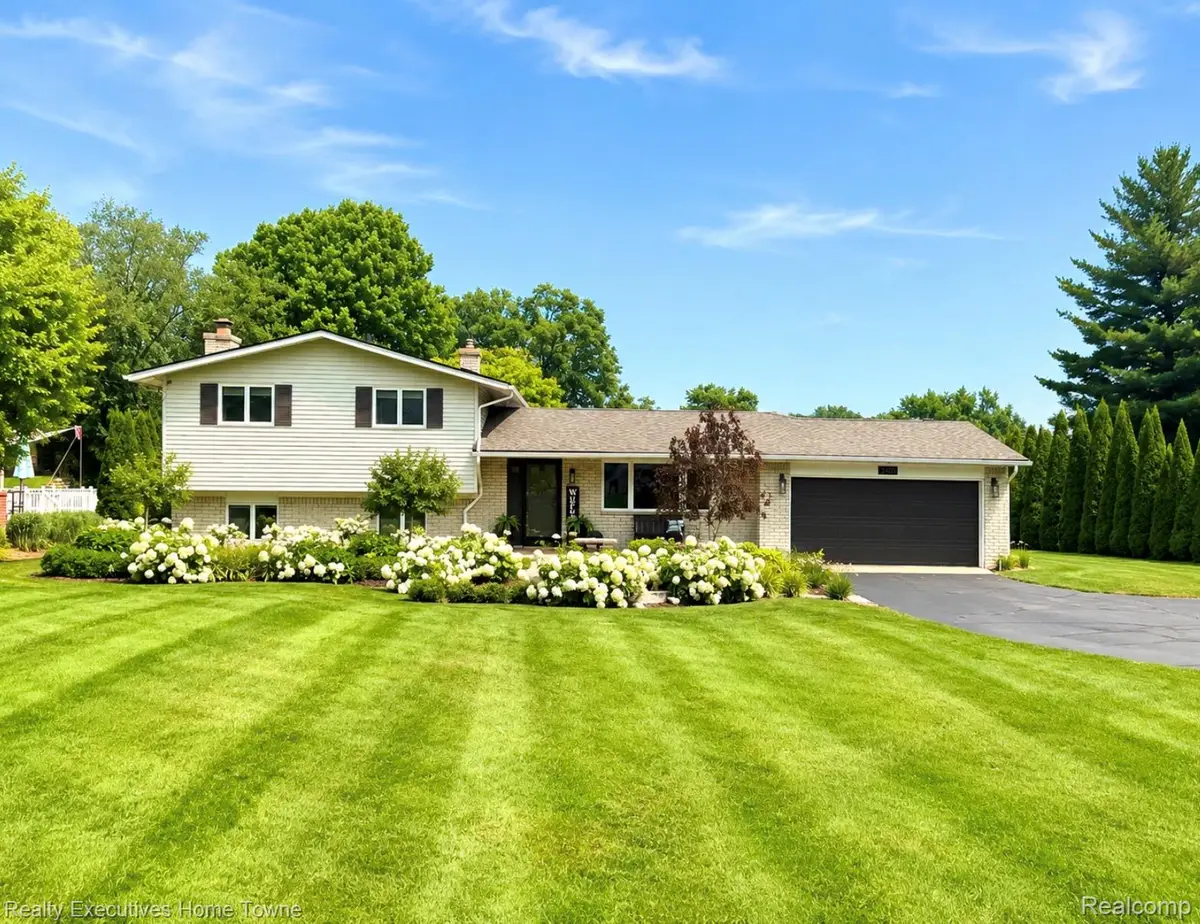 3460 Ramada Drive, Highland, MI 48356 - #1