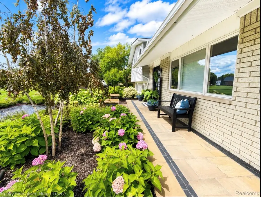 3460 Ramada Drive, Highland, MI 48356 - #3