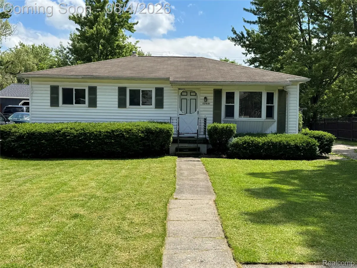 1285 W Oregon Street, Lapeer, MI 48446 - #1