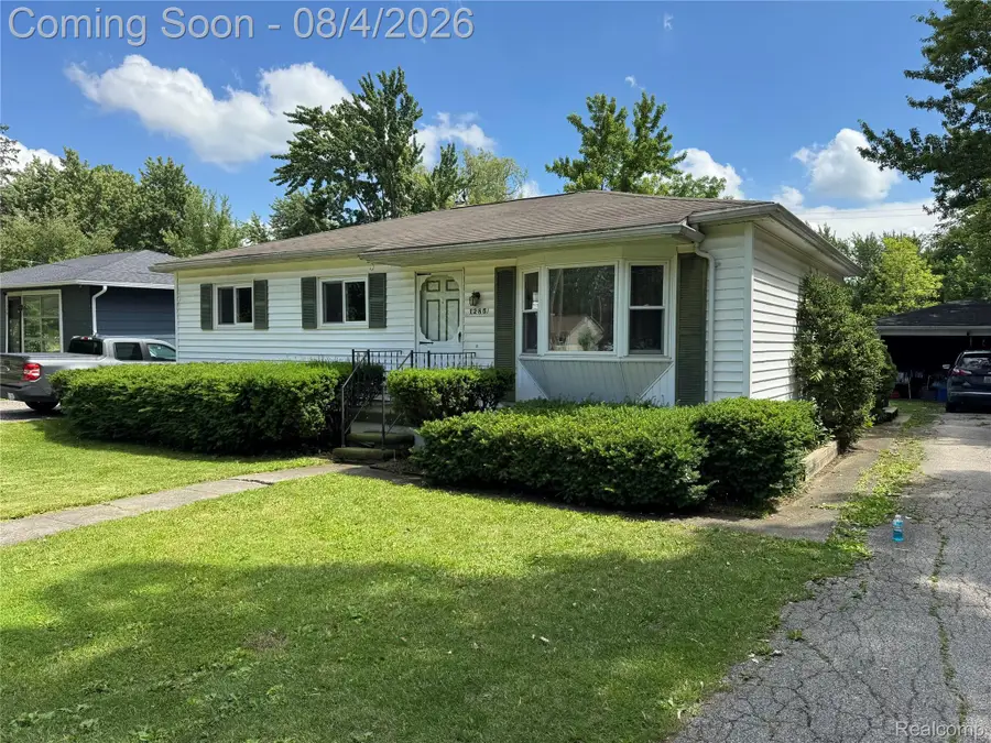 1285 W Oregon Street, Lapeer, MI 48446 - #3
