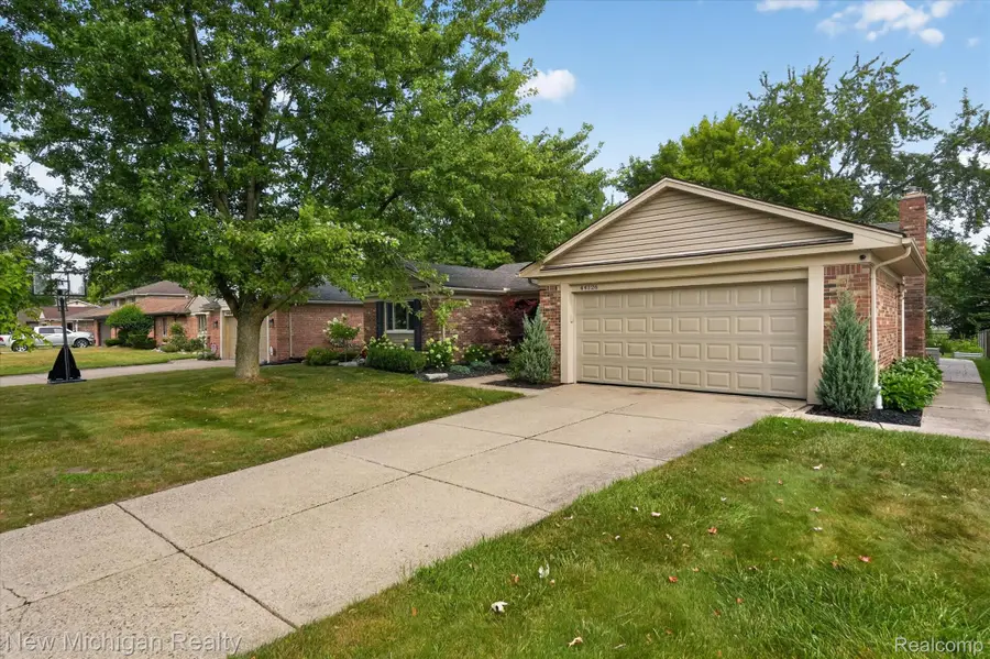 44126 Leeann Lane, Canton, MI 48187 - #3
