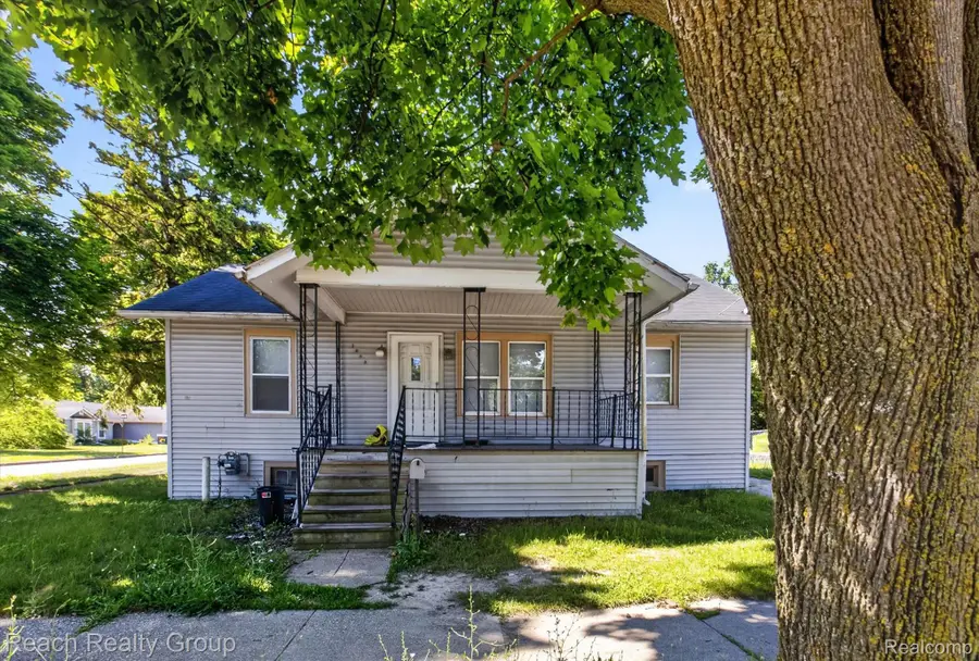 1603 Cooper Avenue, Saginaw, MI 48602 - #2