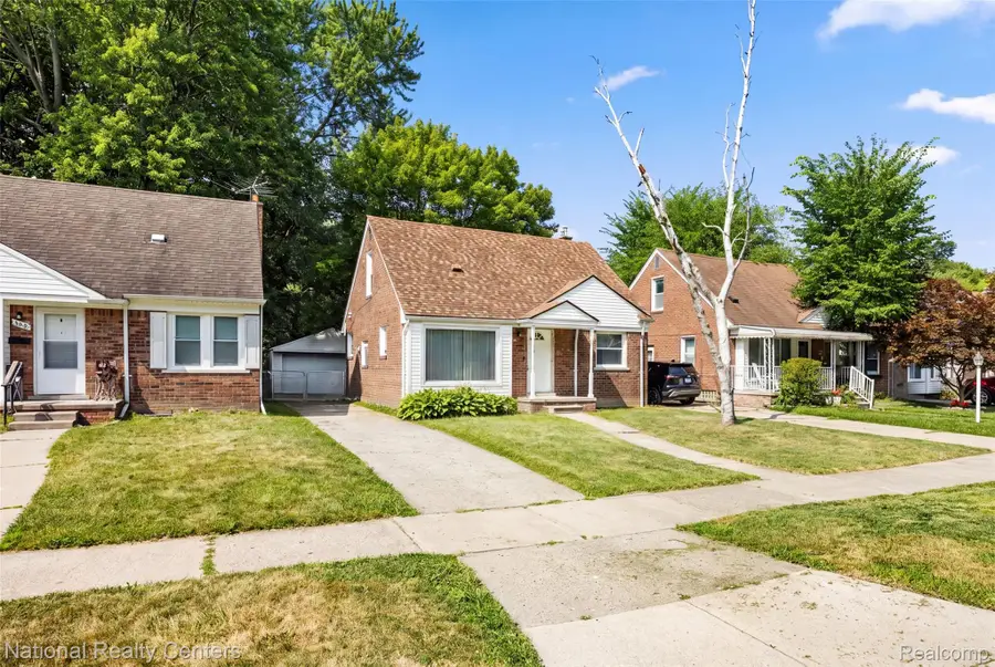 650 Arlington Street, Inkster, MI 48141 - #3