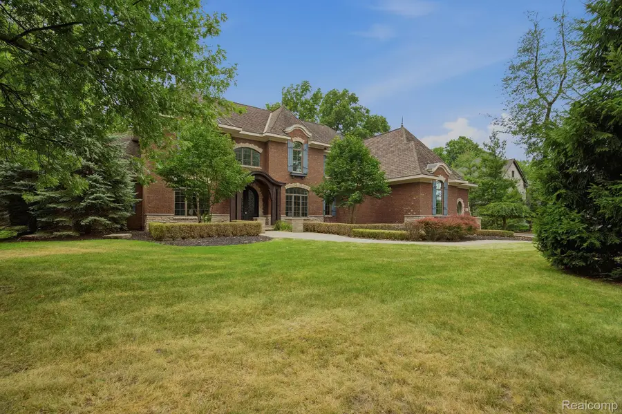 2707 Turtle Lake Drive, Bloomfield Hills, MI 48302 - #2