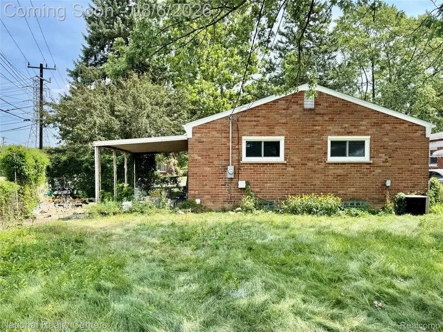 7472 Margaret Street, Taylor, MI 48180 - #3