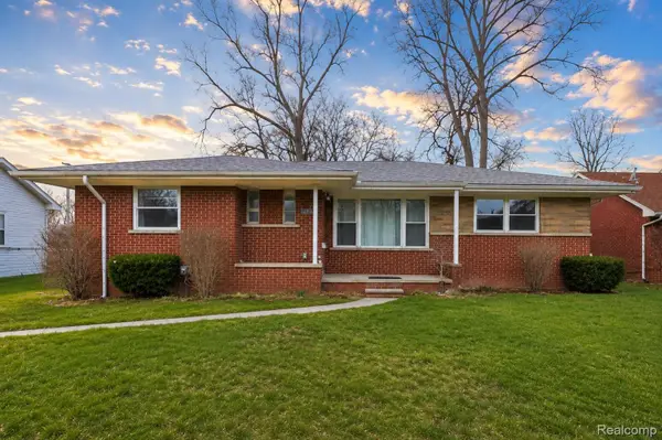 25253 Eureka Drive, Warren, MI 48091