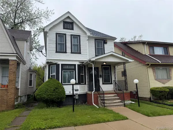 7743 E Canfield Street, Detroit, MI 48214