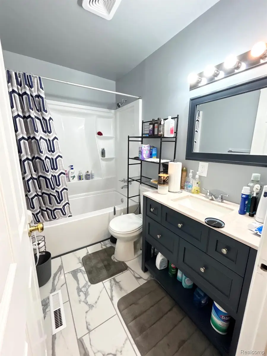 1622 Barbara Drive, Flint, MI 48504 - #3