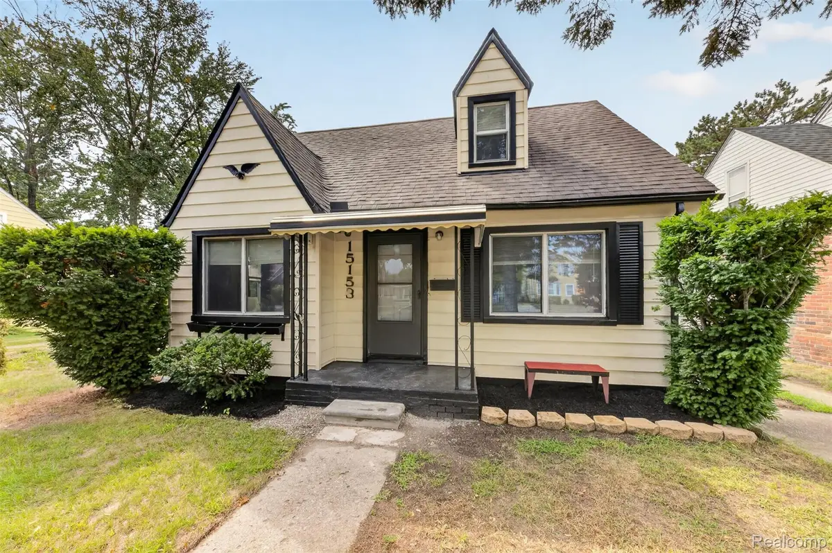 15153 Cavour Street, Livonia, MI 48154 - #1