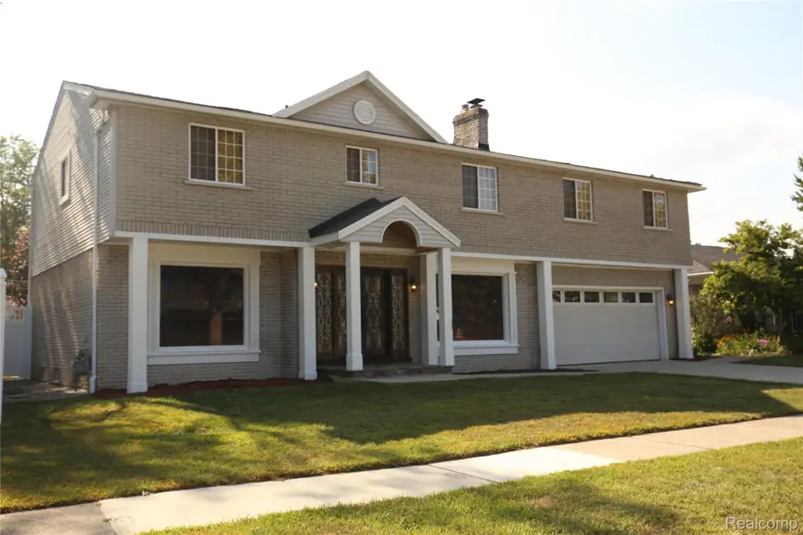 519 Berwyn Street, Dearborn Heights, MI 48127 - #2