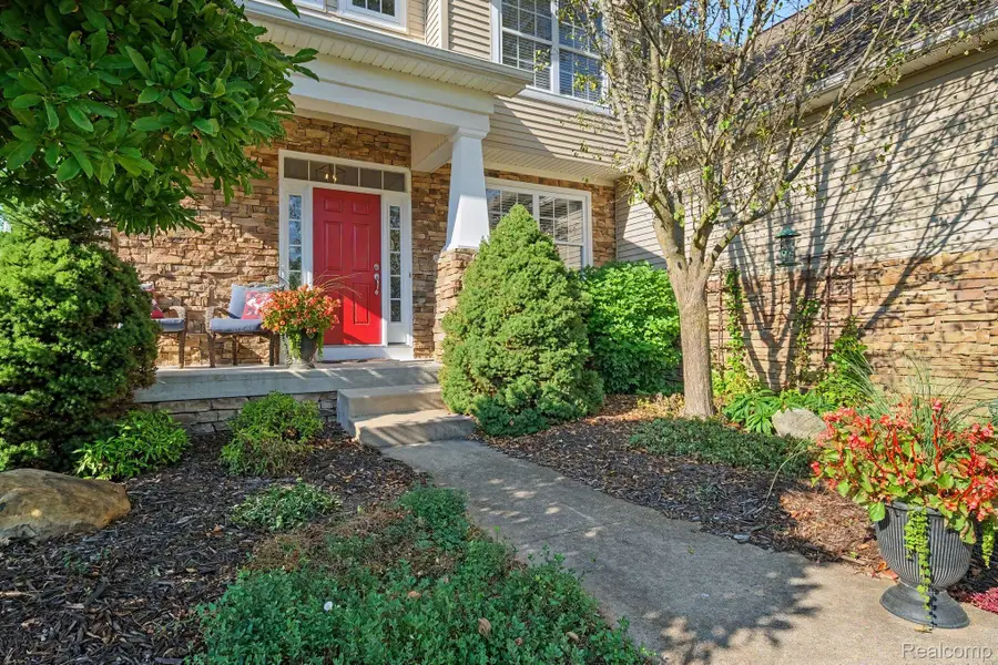 4141 Oak Street, Grand Blanc, MI 48439 - #2