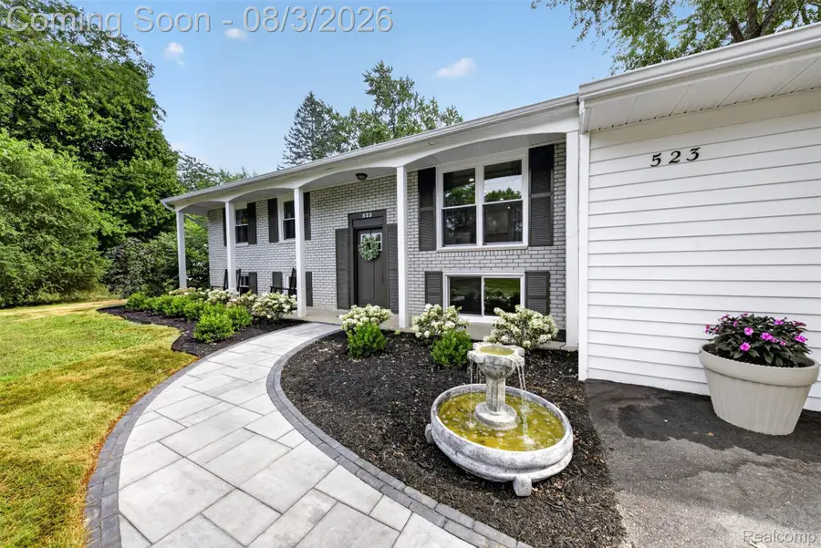 523 Glengary Road, Wolverine Lake, MI 48390 - #2