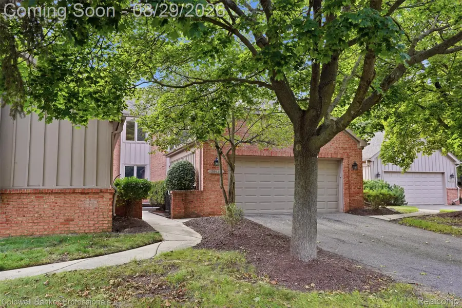 28625 Auburn Court, Farmington Hills, MI 48331 - #3