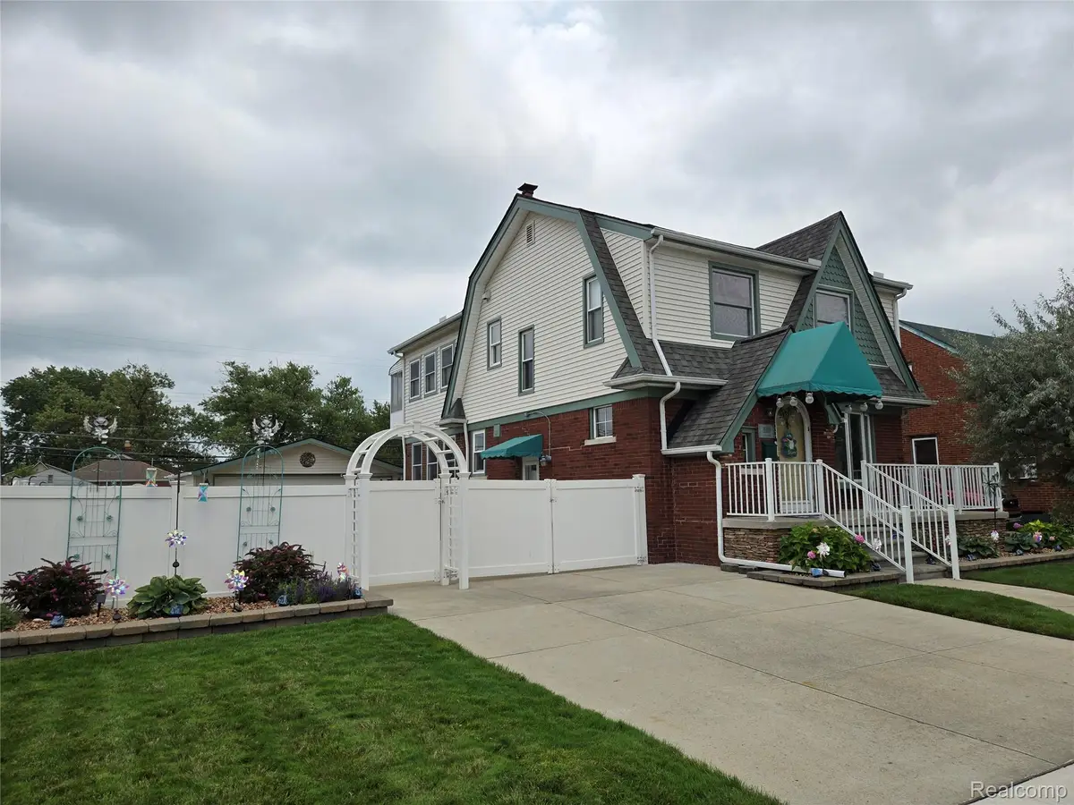 1503 12th Street, Wyandotte, MI 48192 - #1